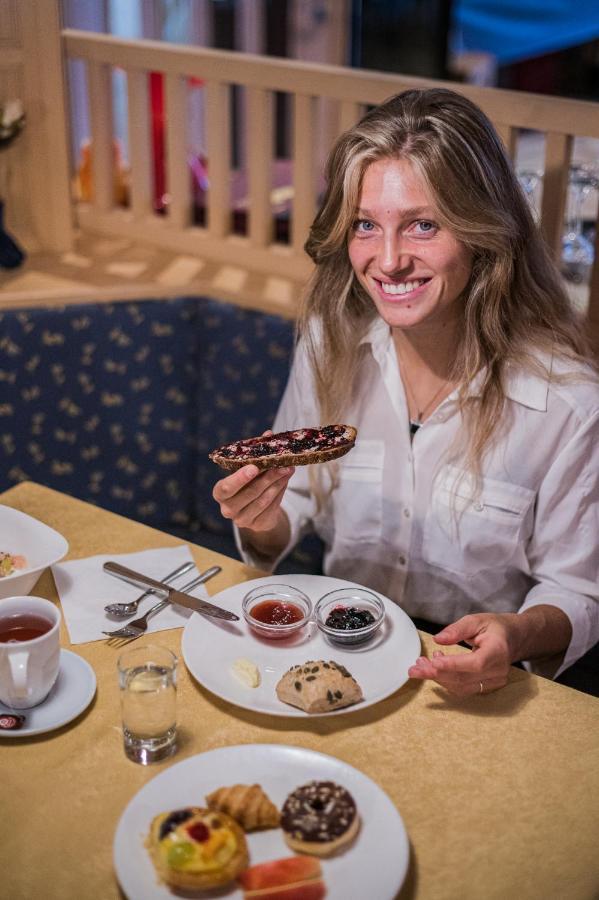 Hotel Kronplatz Olang Екстериор снимка
