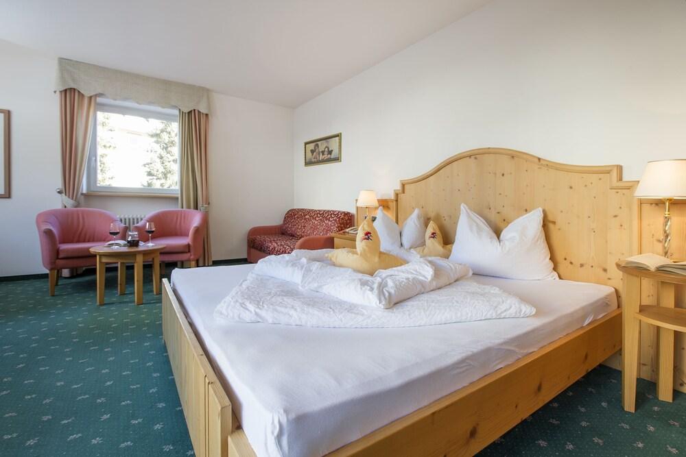 Hotel Kronplatz Olang Екстериор снимка
