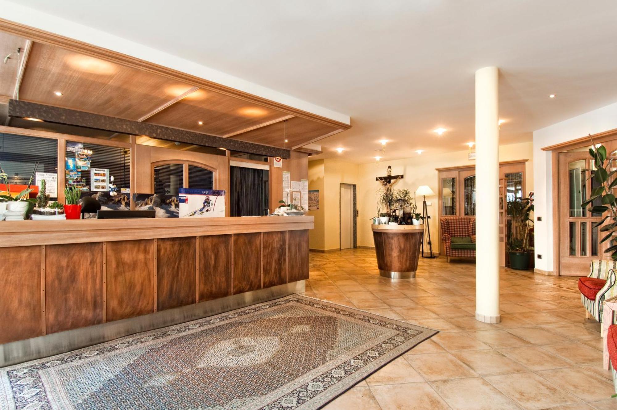 Hotel Kronplatz Olang Екстериор снимка