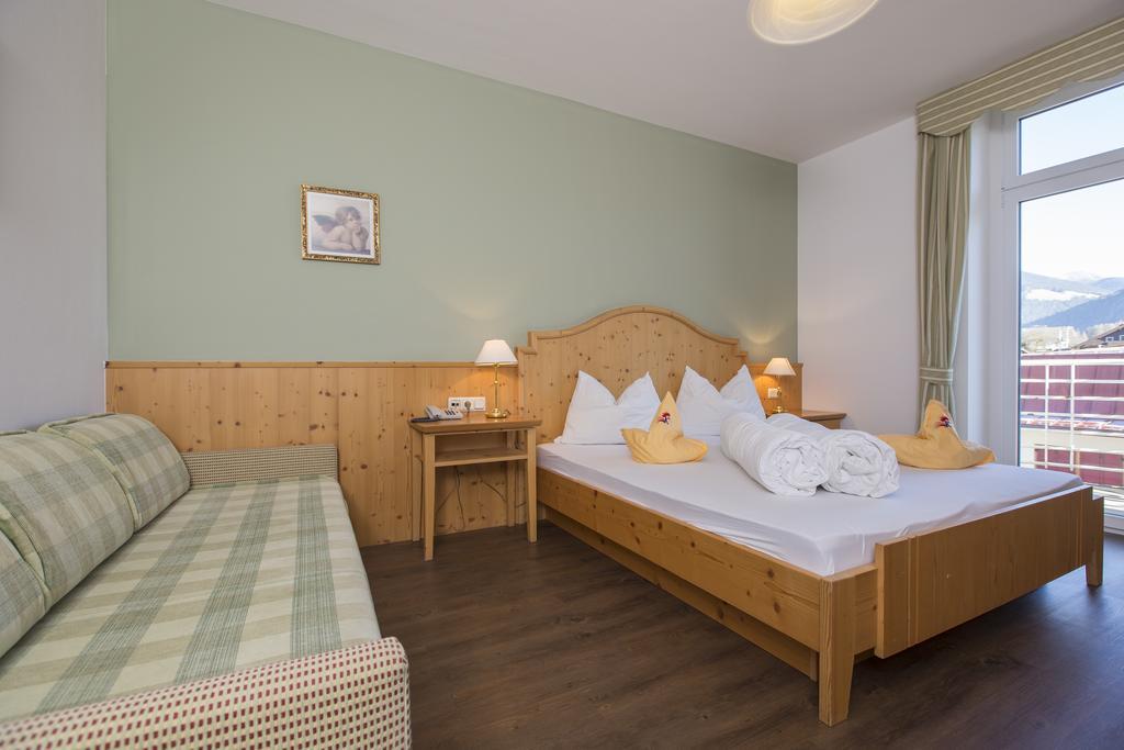 Hotel Kronplatz Olang Екстериор снимка