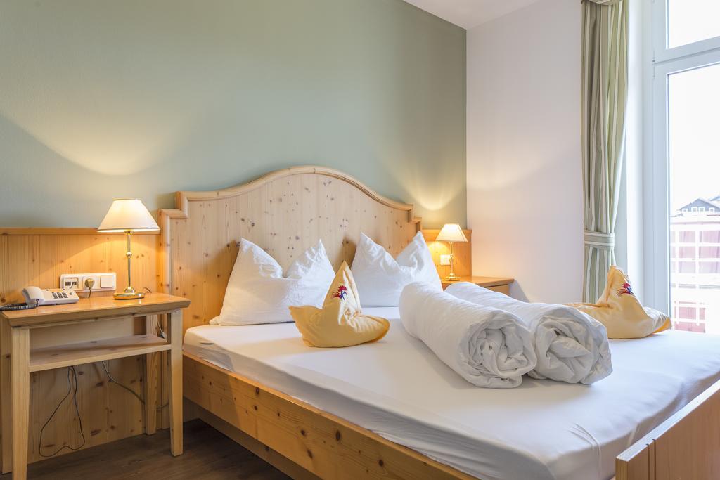 Hotel Kronplatz Olang Екстериор снимка