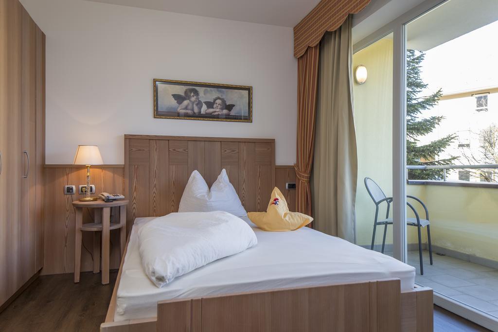 Hotel Kronplatz Olang Екстериор снимка